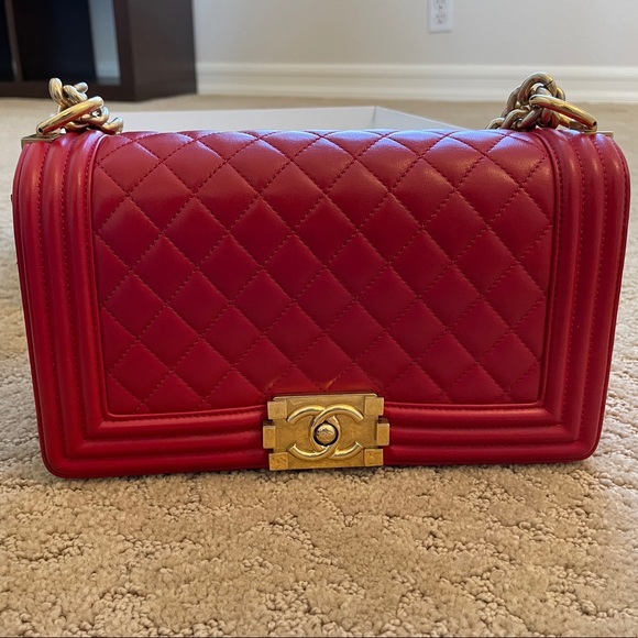 Chanel Boy bag medium size - Picture 9 of 11